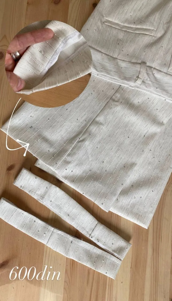 Sužavanje pojasa na belim pantalonama